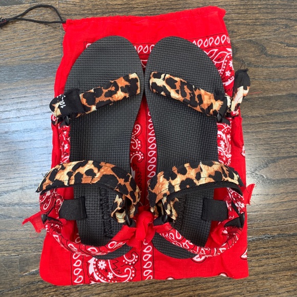 Arizona Love Trekky Sandal - Leo print/red bandanna - size 41 - Picture 4 of 10